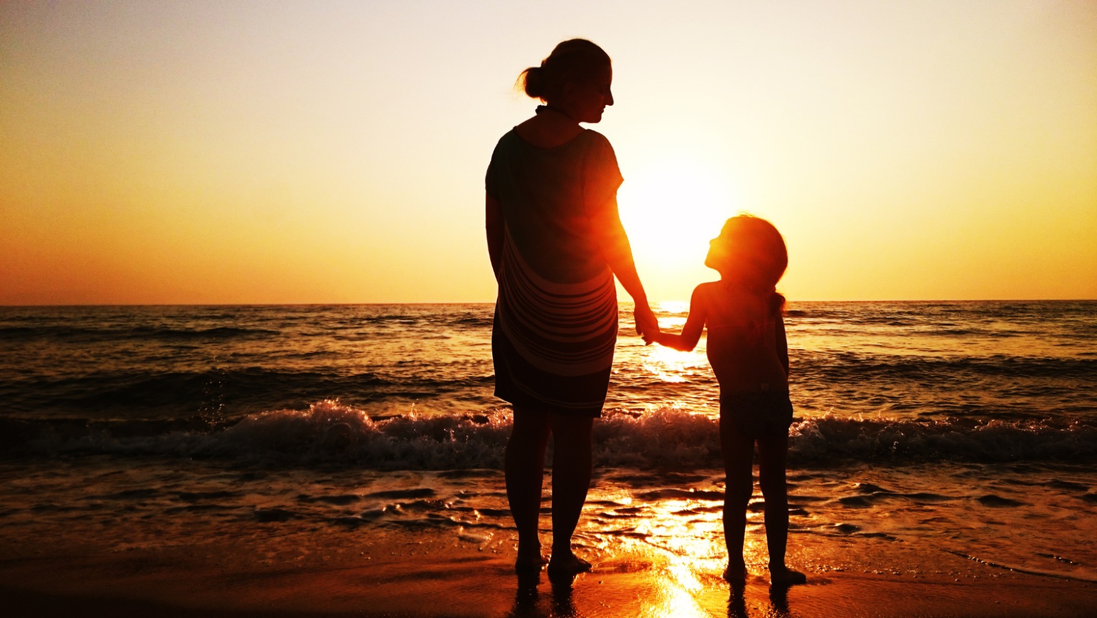 Best Mother’s Day Deals 2023 – Staycations, Hi-Tea, Activities & More!